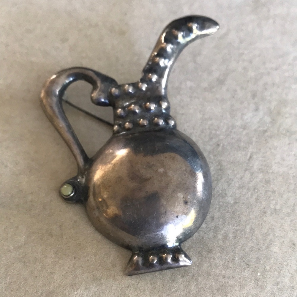Vintage Sterling Silver Urn Brooch Mexico